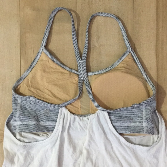 Lululemon built in bra tank top - Picture 4 of 4